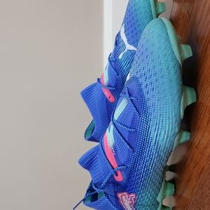 Puma Future 7 Ultimate FG/AG Soccer Cleats